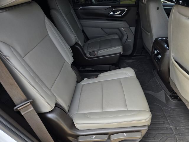 Used 2021 GMC Yukon SLT w/ SLT Premium Package image 34