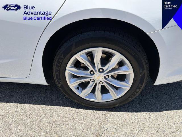 Used 2025 Chevrolet Malibu LT FWD image 7