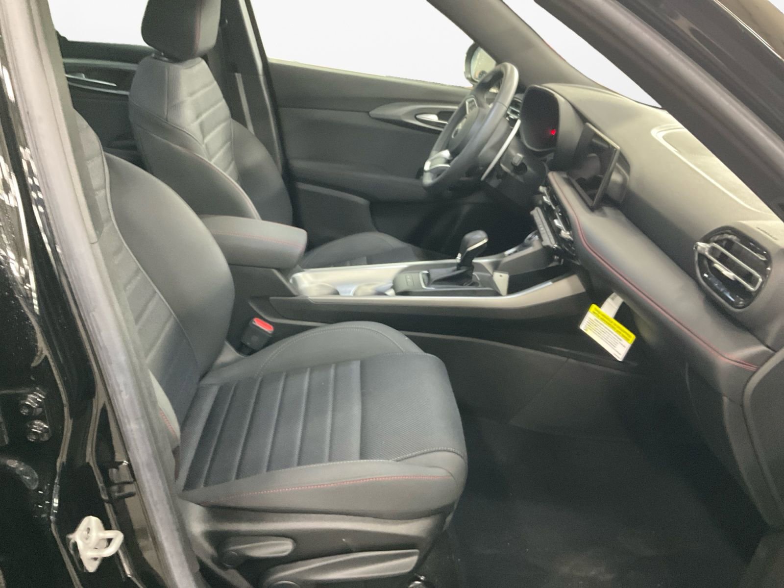 Used 2024 Dodge Hornet R/T image 15