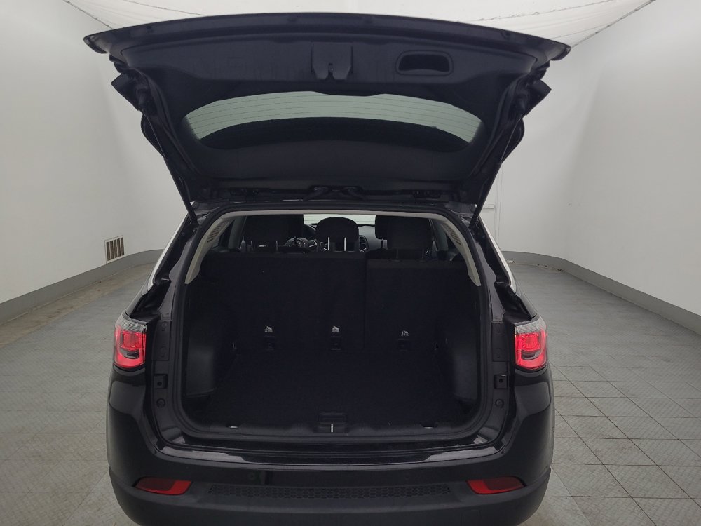 Used 2019 Jeep Compass Sport w/ Tech Group FWD image 29