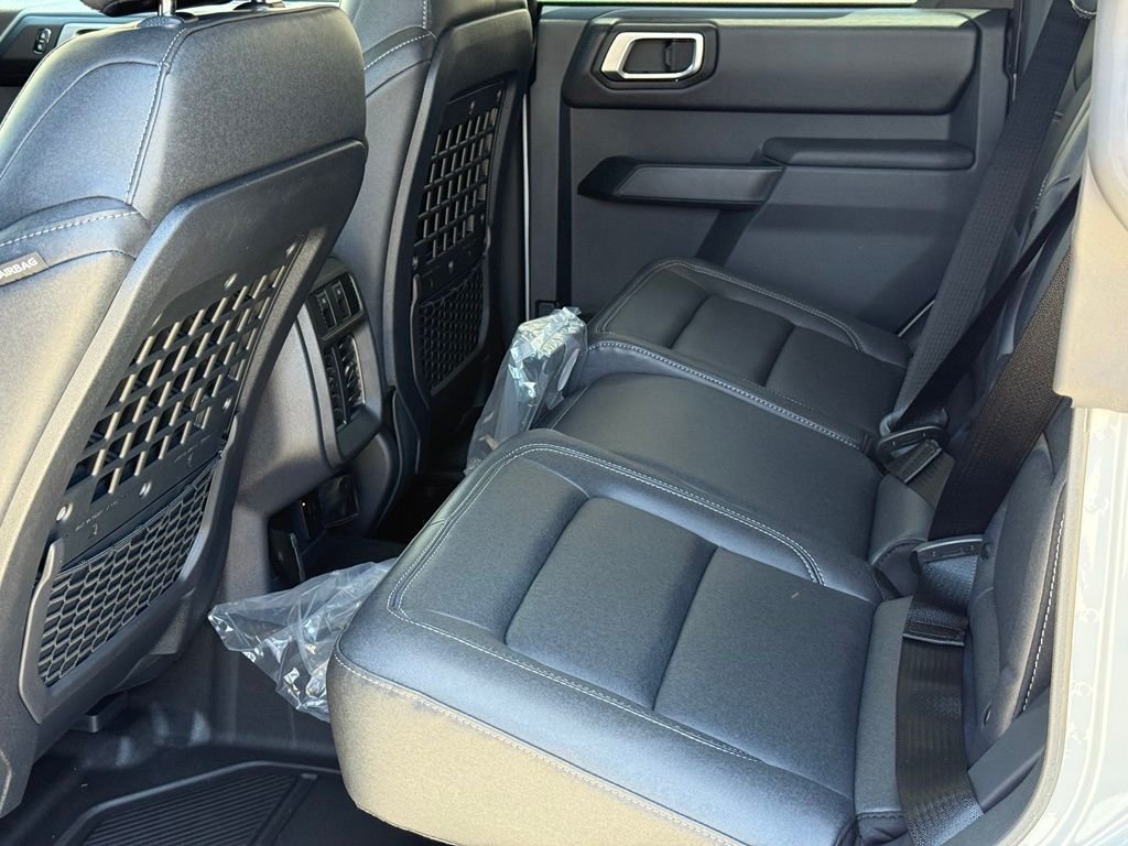 New 2026 Ford Bronco Badlands w/ Sasquatch Package AWD/4WD image 7