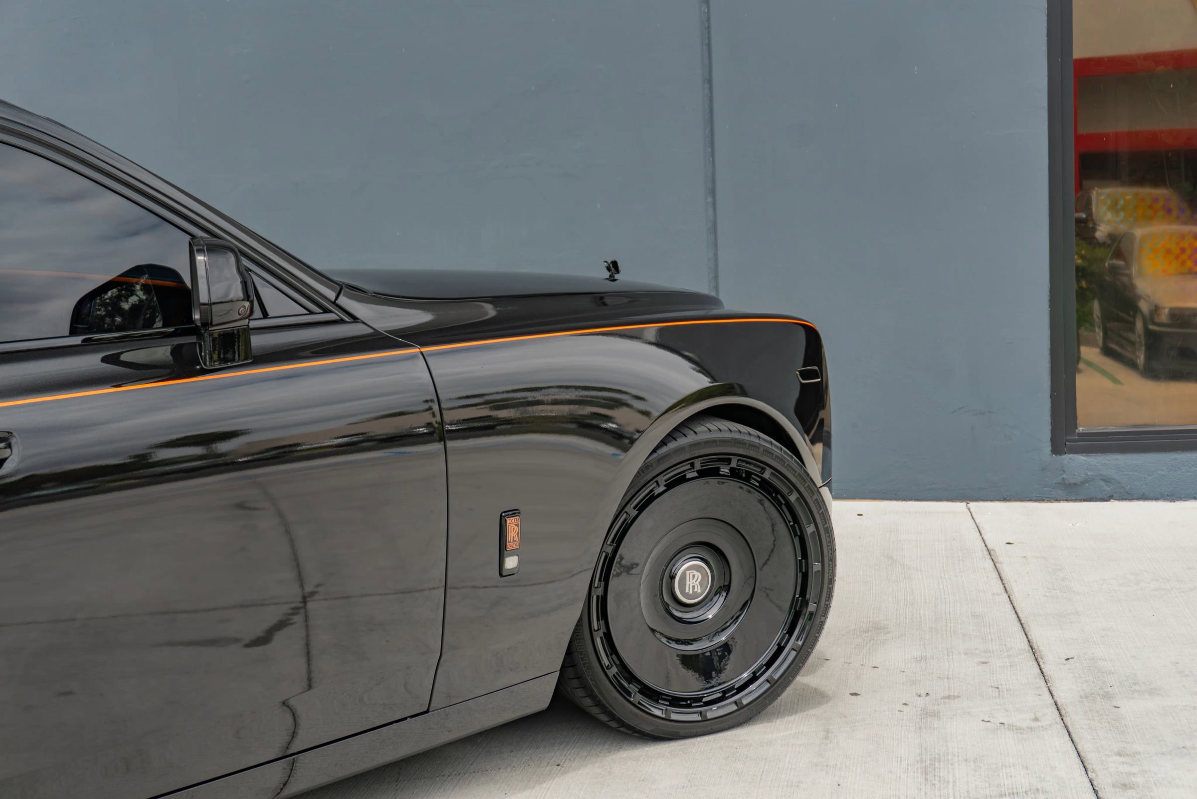 Used 2018 Rolls-Royce Phantom Sedan RWD image 41
