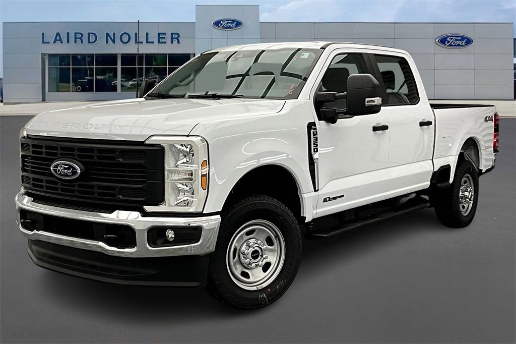 New 2026 Ford F350 XL w/ 360-Degree Camera Package