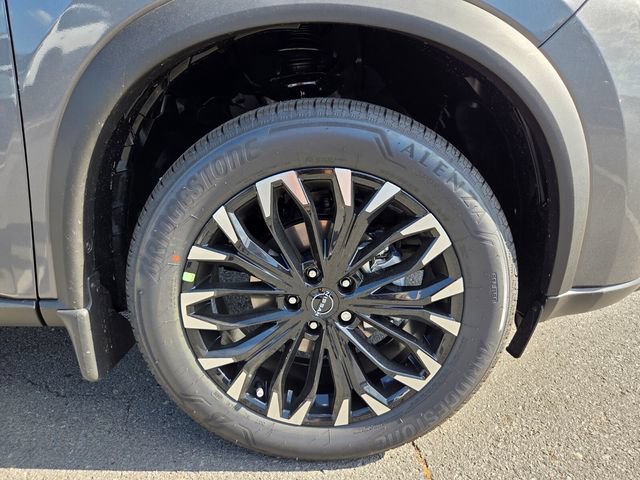 New 2026 Nissan Rogue Dark Armor FWD image 15