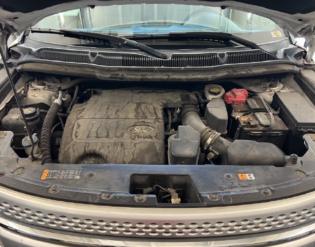 Used 2013 Ford Explorer XLT FWD image 44