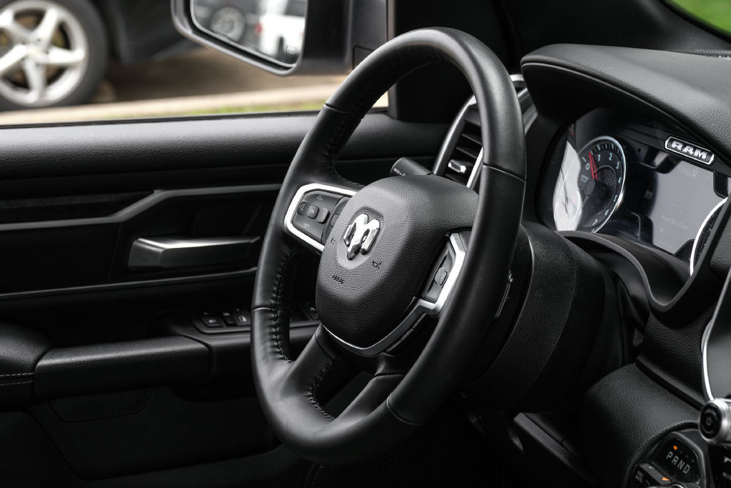 Used 2023 RAM 1500 Big Horn AWD/4WD image 24