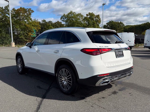 New 2026 Mercedes-Benz GLC 300 4MATIC image 5