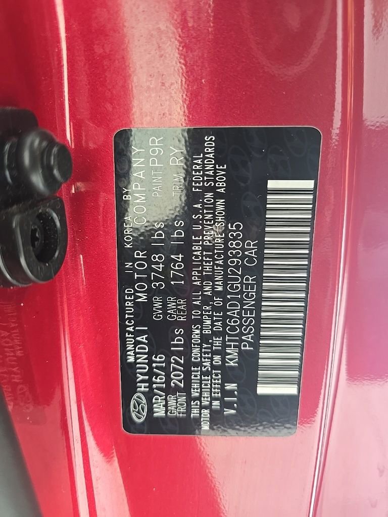 Used 2016 Hyundai Veloster w/ Option Group 03 image 10