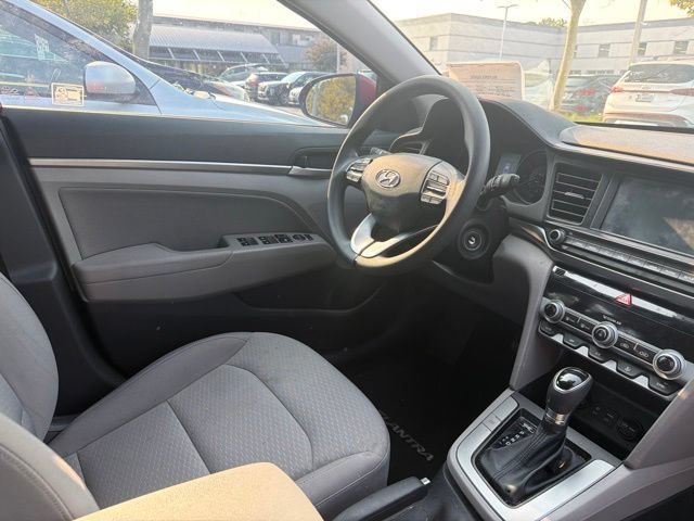 Used 2020 Hyundai Elantra SEL FWD image 13