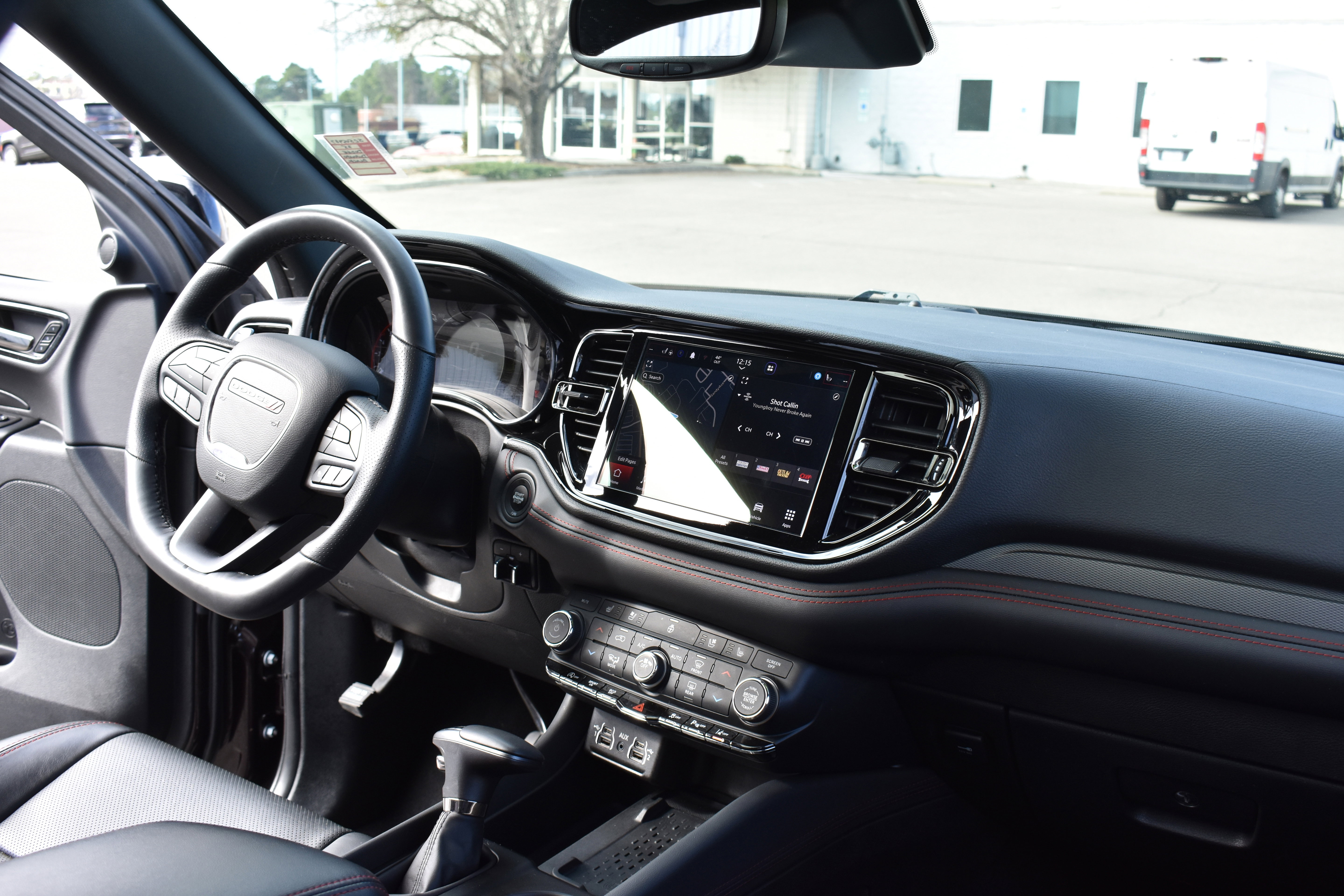 Used 2025 Dodge Durango GT image 34