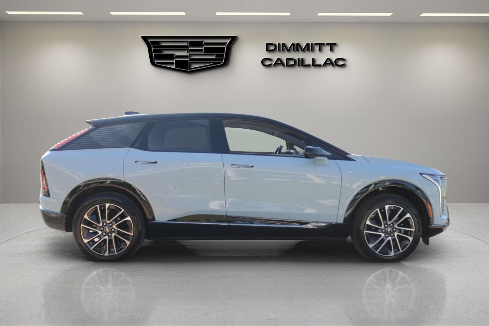 New 2026 Cadillac Optiq Sport 1 RWD image 4