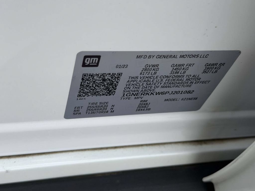 Used 2023 Chevrolet Traverse Premier FWD image 27