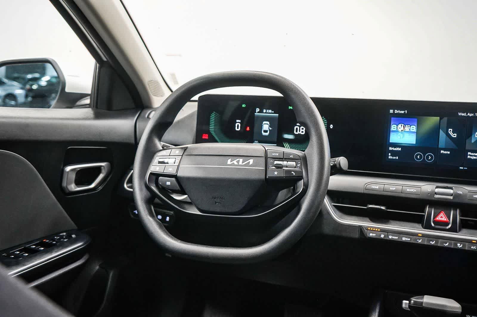 Used 2025 Kia K4 LXS image 15