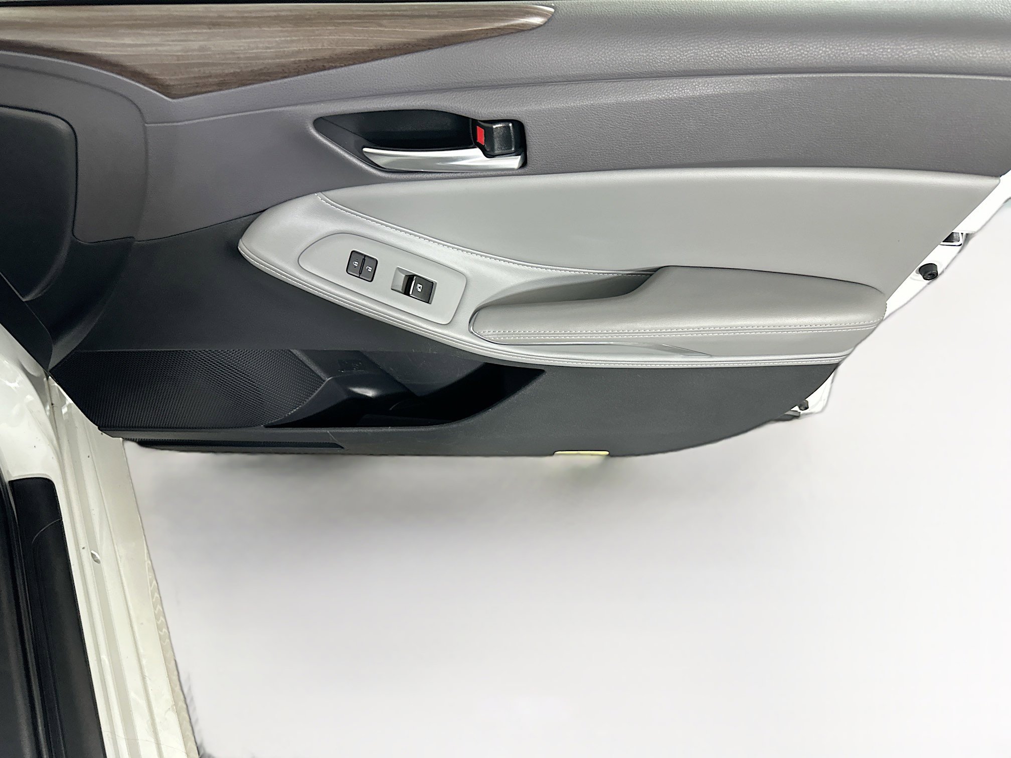 Used 2019 Toyota Avalon XLE w/ Moonroof Package FWD image 31