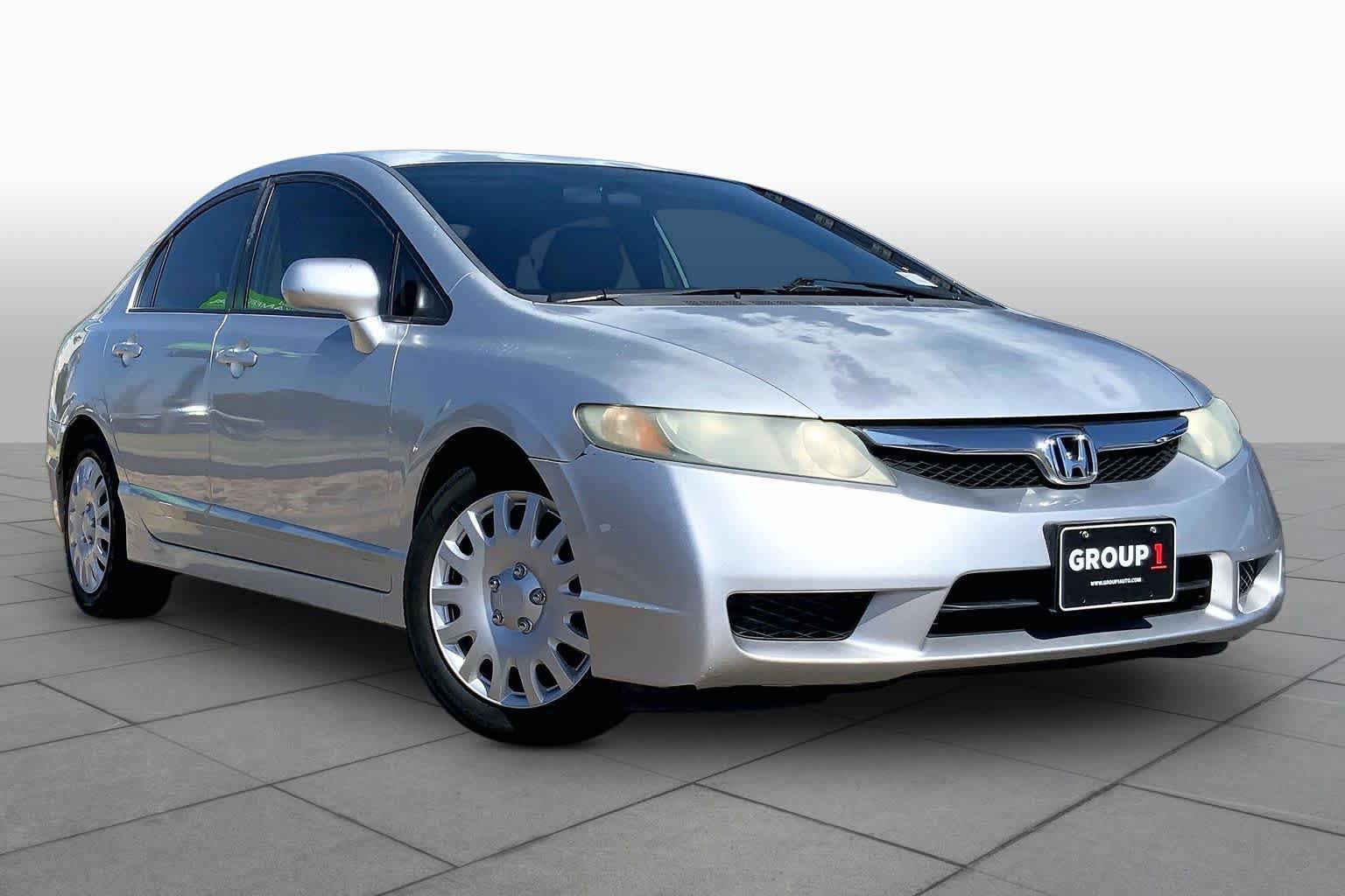 Used 2010 Honda Civic LX image 2