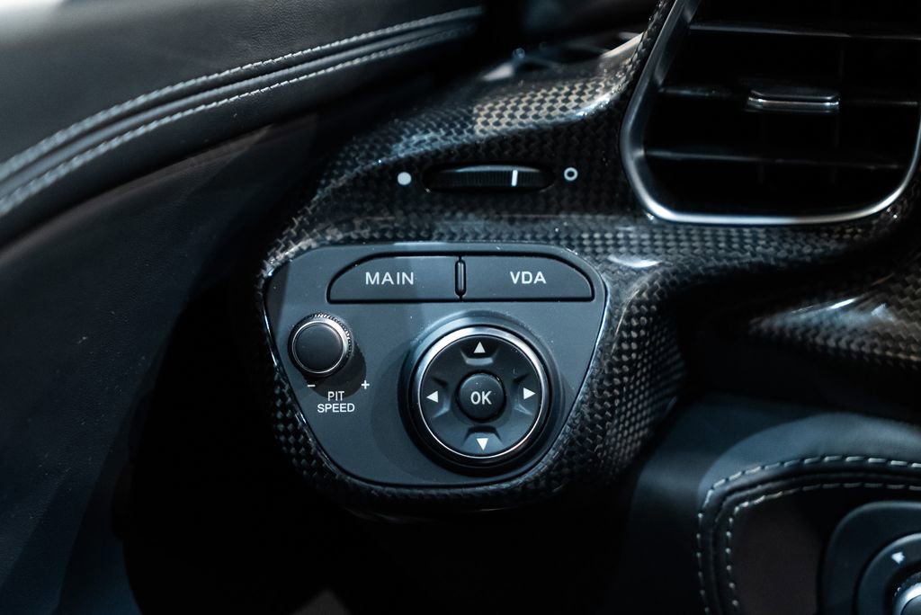 Certified 2014 Ferrari 458 Italia Coupe RWD image 32