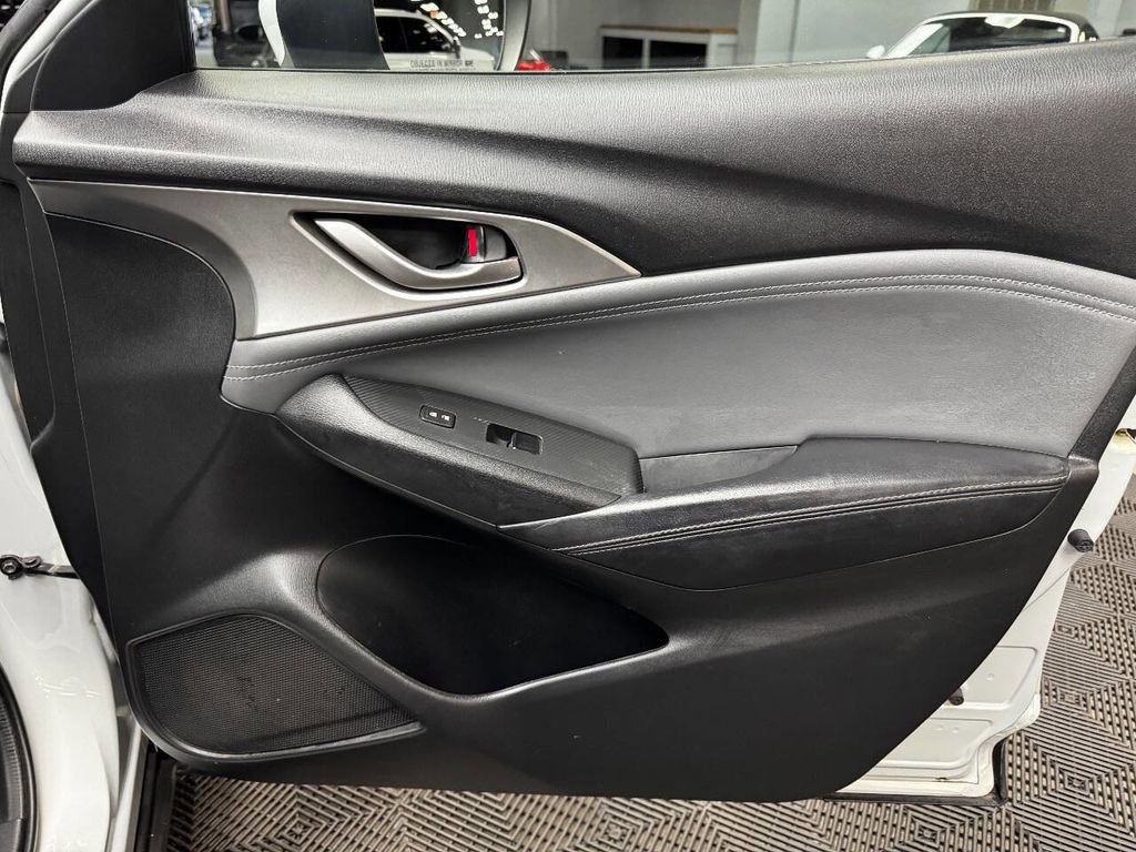 Used 2019 MAZDA CX-3 Touring image 50