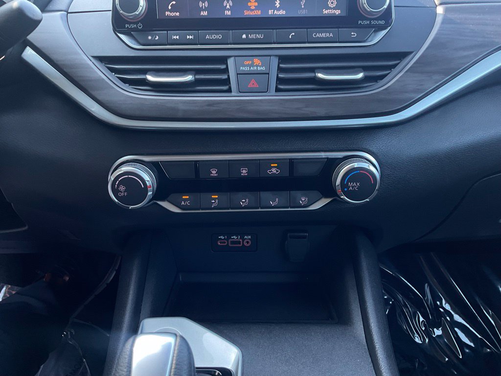 Used 2025 Nissan Altima 2.5 SV FWD image 19