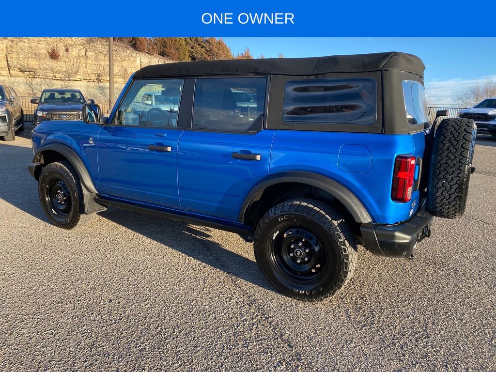 Used 2023 Ford Bronco Black Diamond image 4