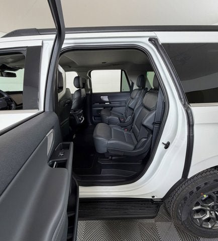 New 2026 Ford Expedition Max Active AWD/4WD image 9