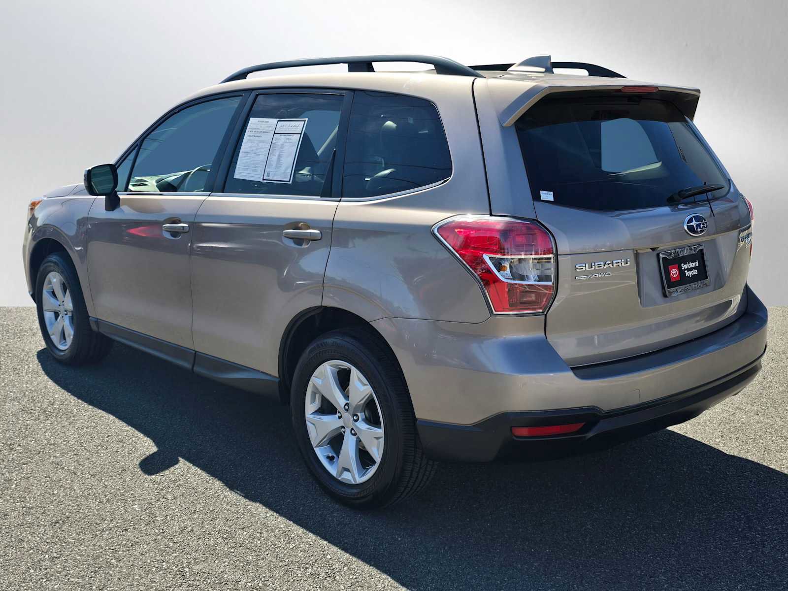 Used 2016 Subaru Forester 2.5i Limited AWD/4WD image 5