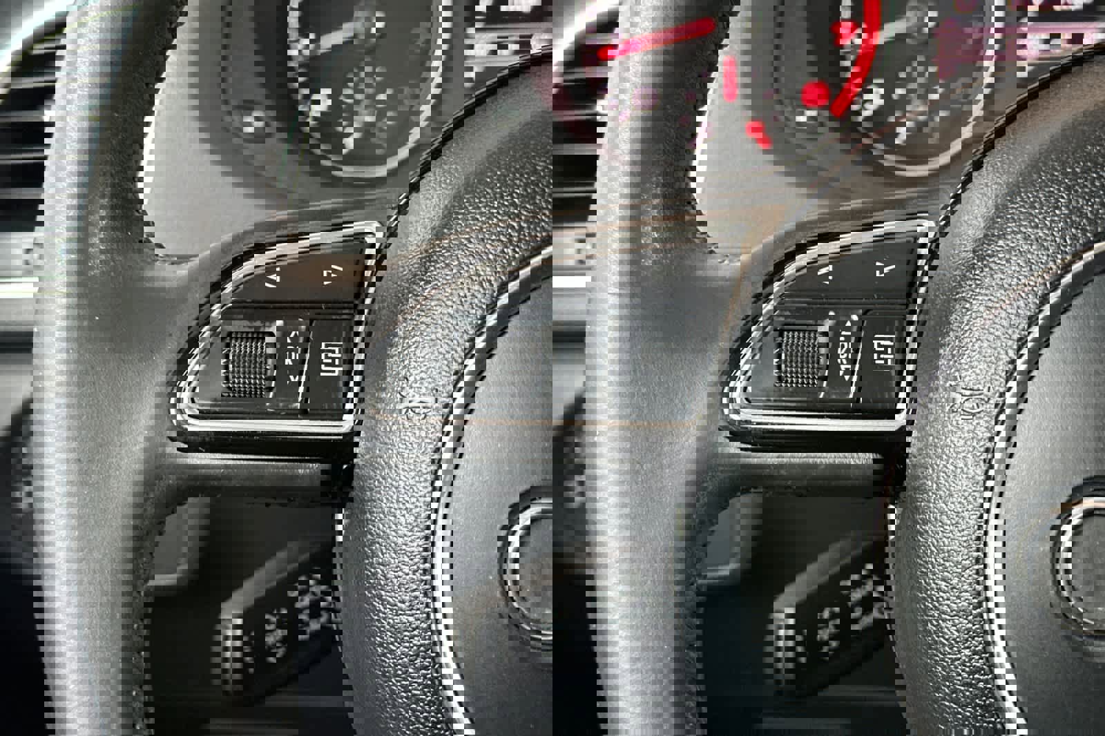 Used 2015 Audi Q3 2.0T Prestige w/ Prestige Package image 27