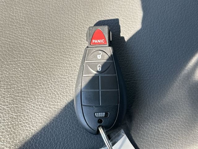 Used 2018 RAM 1500 Classic SLT w/ Protection Group image 32