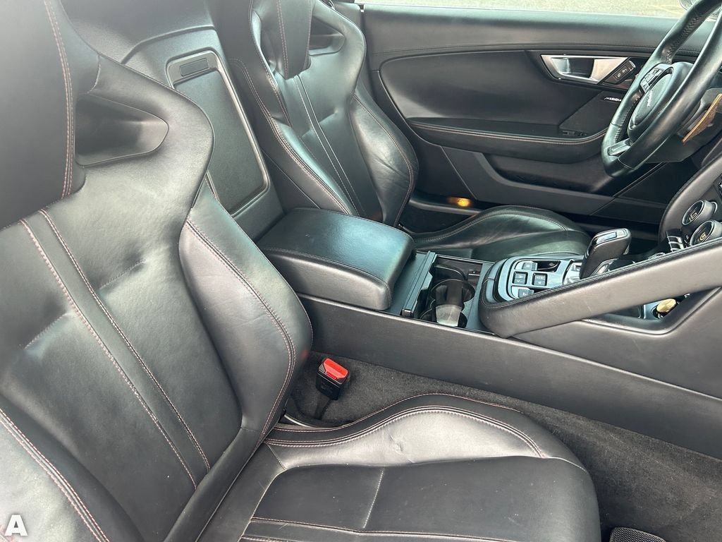 Used 2015 Jaguar F-TYPE S RWD image 11