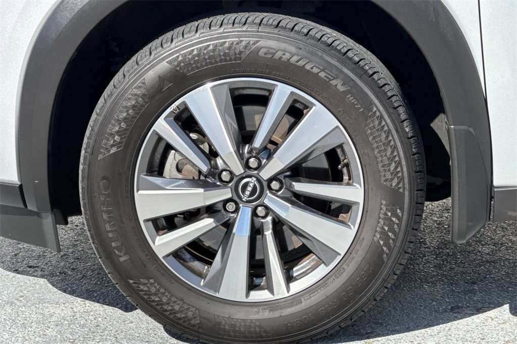 Certified 2024 Nissan Pathfinder SL image 29