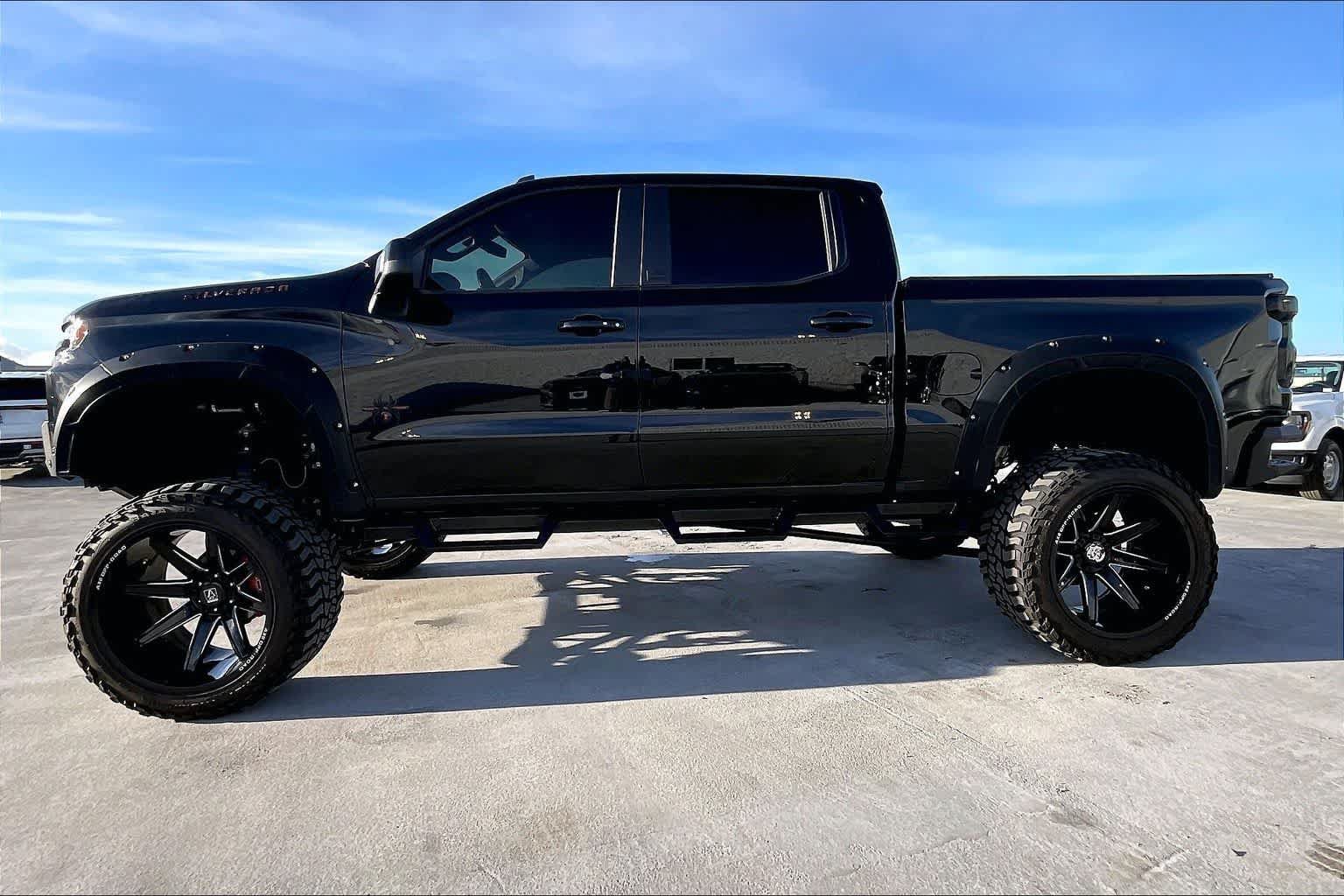 Used 2021 Chevrolet Silverado 1500 RST w/ All Star Edition Plus AWD/4WD image 3