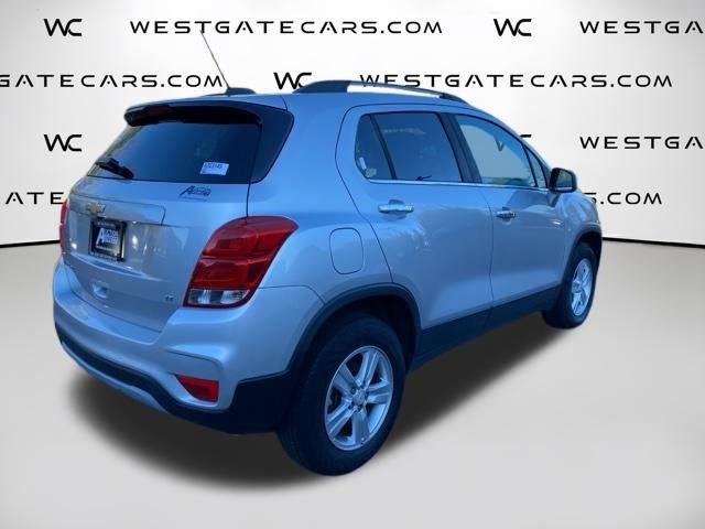 Used 2020 Chevrolet Trax LT w/ LT Convenience Package AWD/4WD image 23