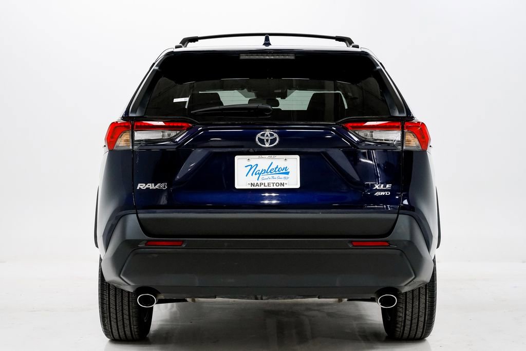 Used 2023 Toyota RAV4 XLE Premium image 32