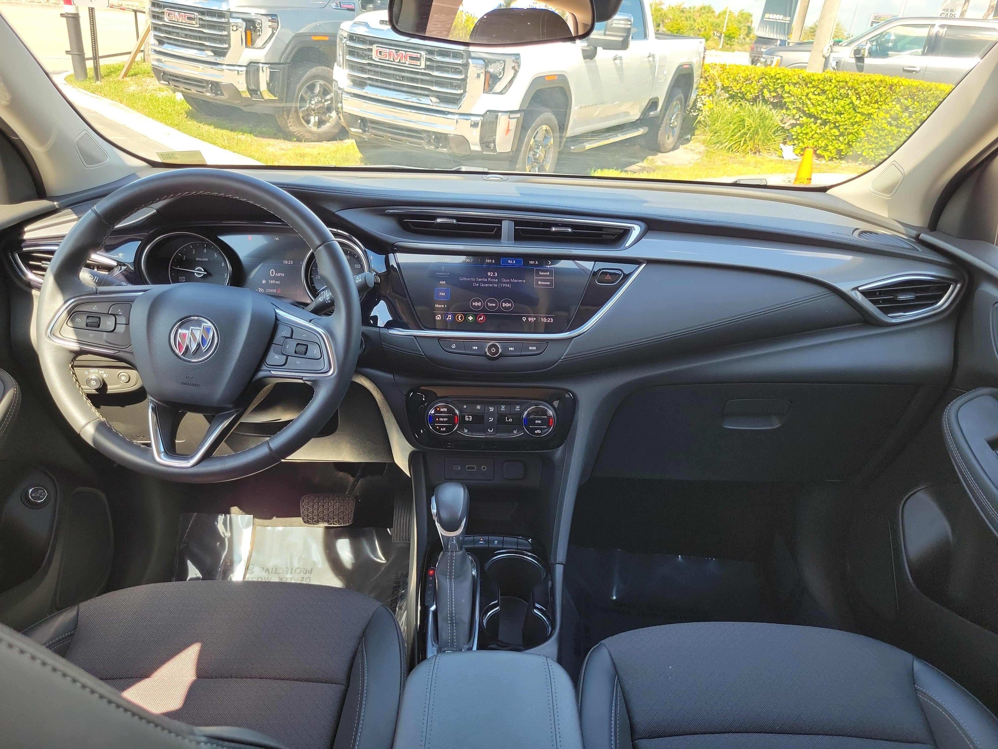 Used 2023 Buick Encore GX Select w/ Sport Touring Package FWD image 18