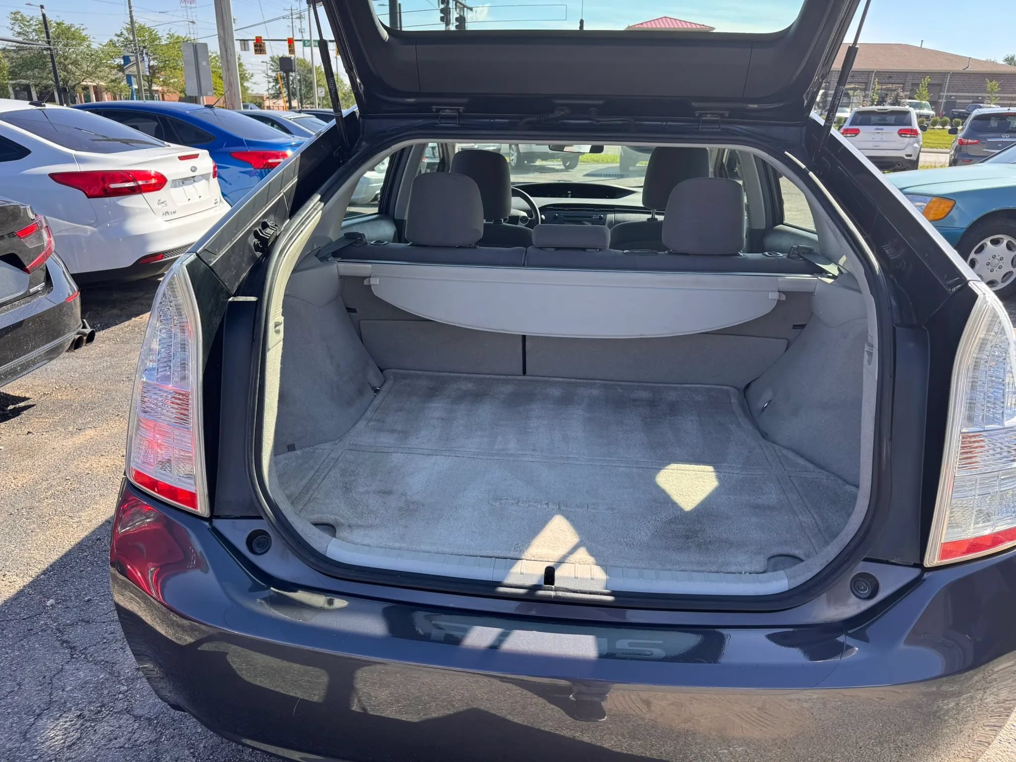 Used 2010 Toyota Prius Two FWD image 29