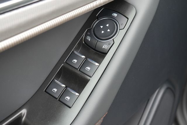 New 2026 Ford Explorer Active w/ Active Comfort Package AWD/4WD image 16