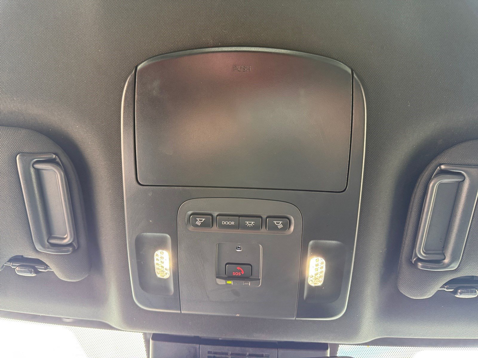 Used 2025 Toyota Camry XSE FWD image 31