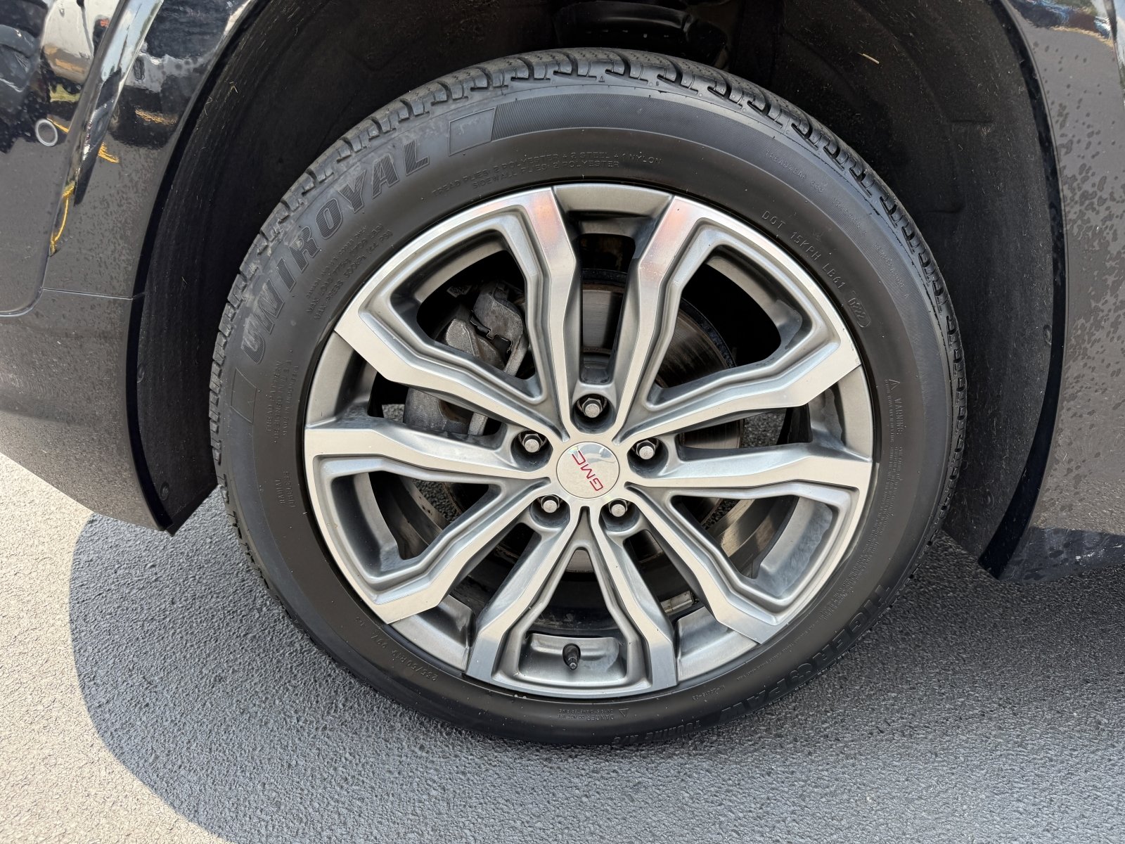 Used 2018 GMC Terrain Denali w/ Advanced Safety Package image 39