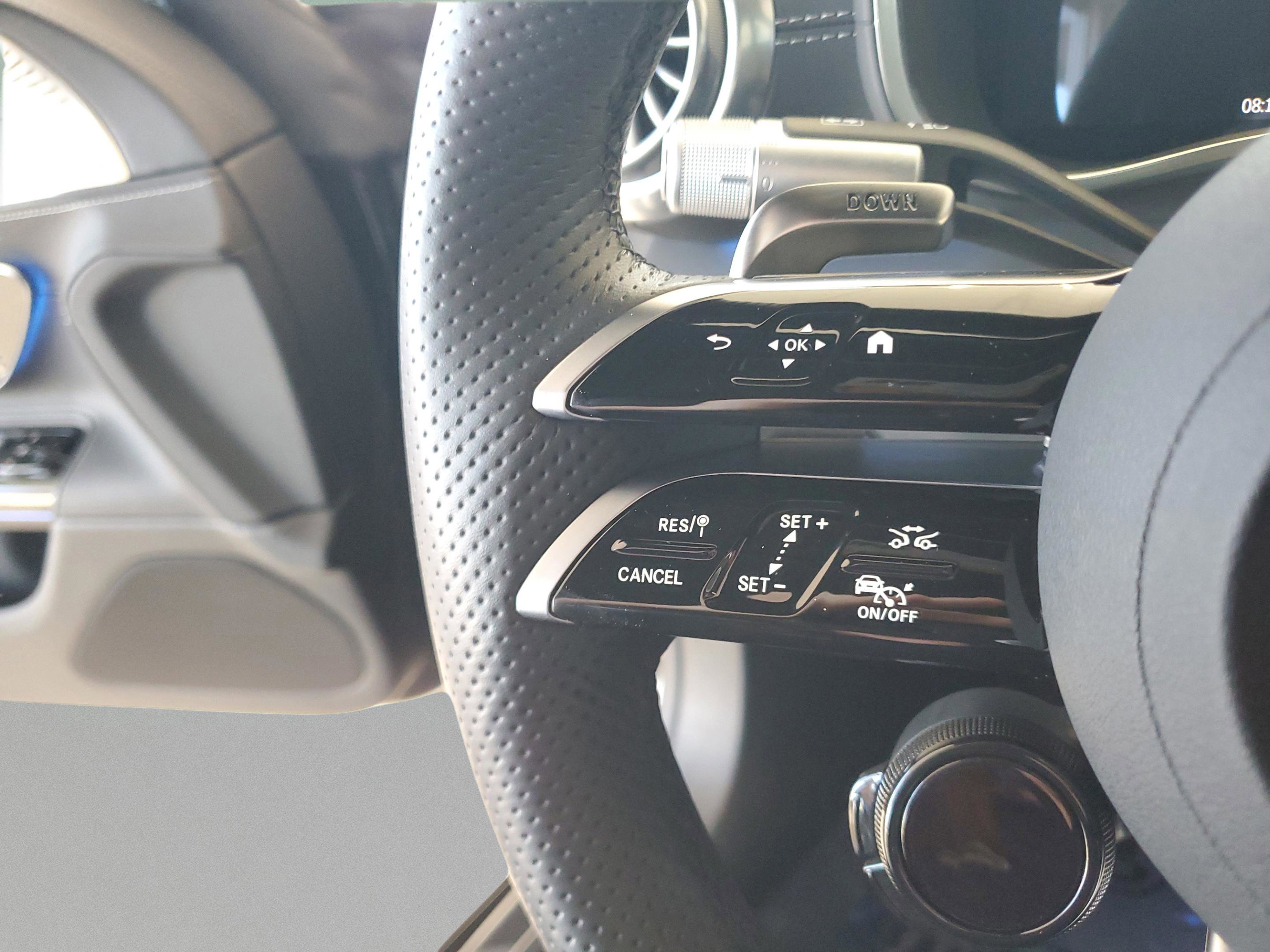 Used 2025 Mercedes-Benz SL 43 AMG image 18