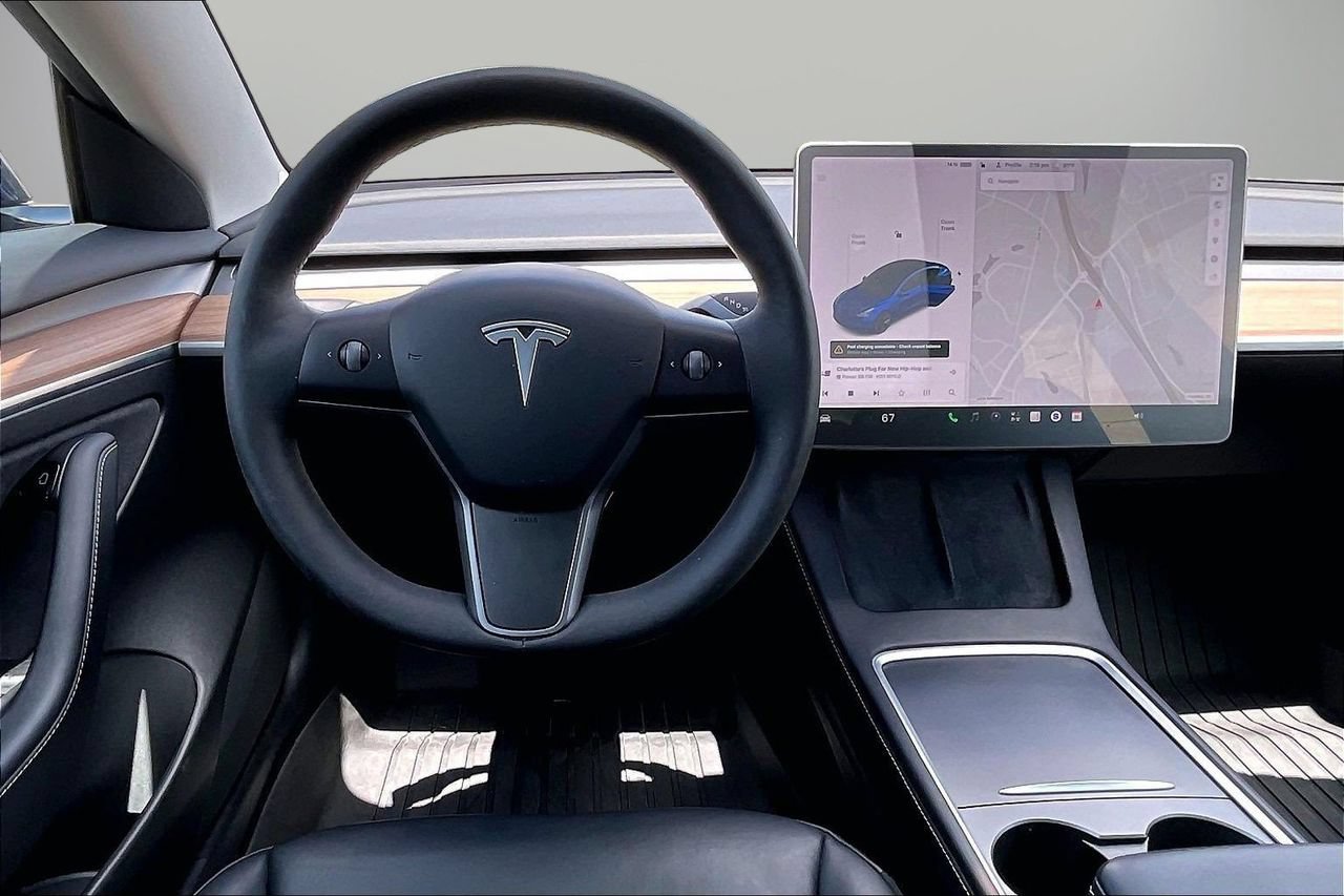 Used 2021 Tesla Model 3 Standard Range Plus RWD image 12