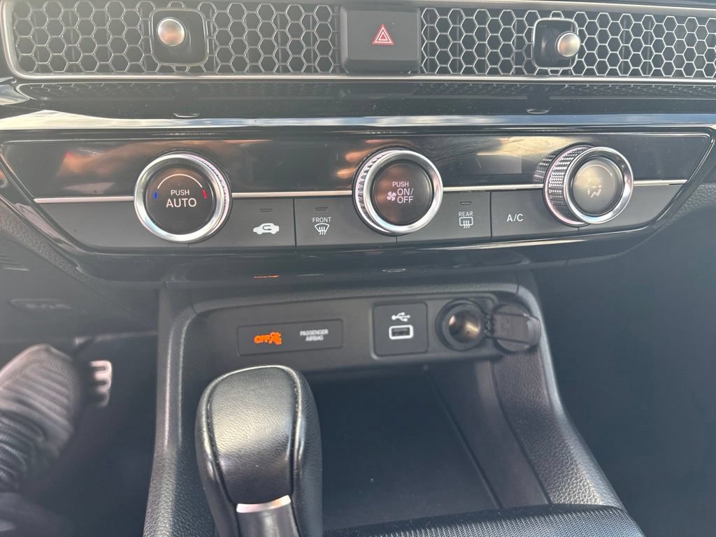 Used 2023 Honda Civic Sport image 15