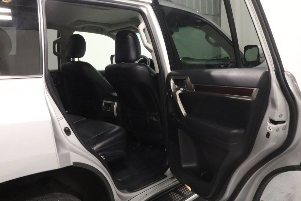 Used 2014 Lexus GX 460 Luxury AWD/4WD image 10
