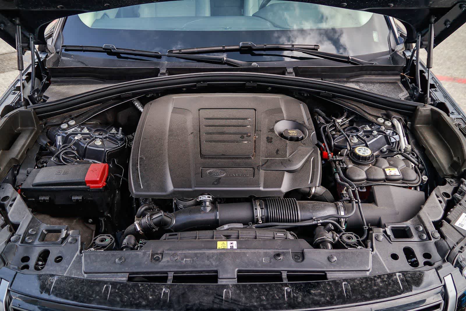 Used 2025 Land Rover Range Rover Velar S image 30