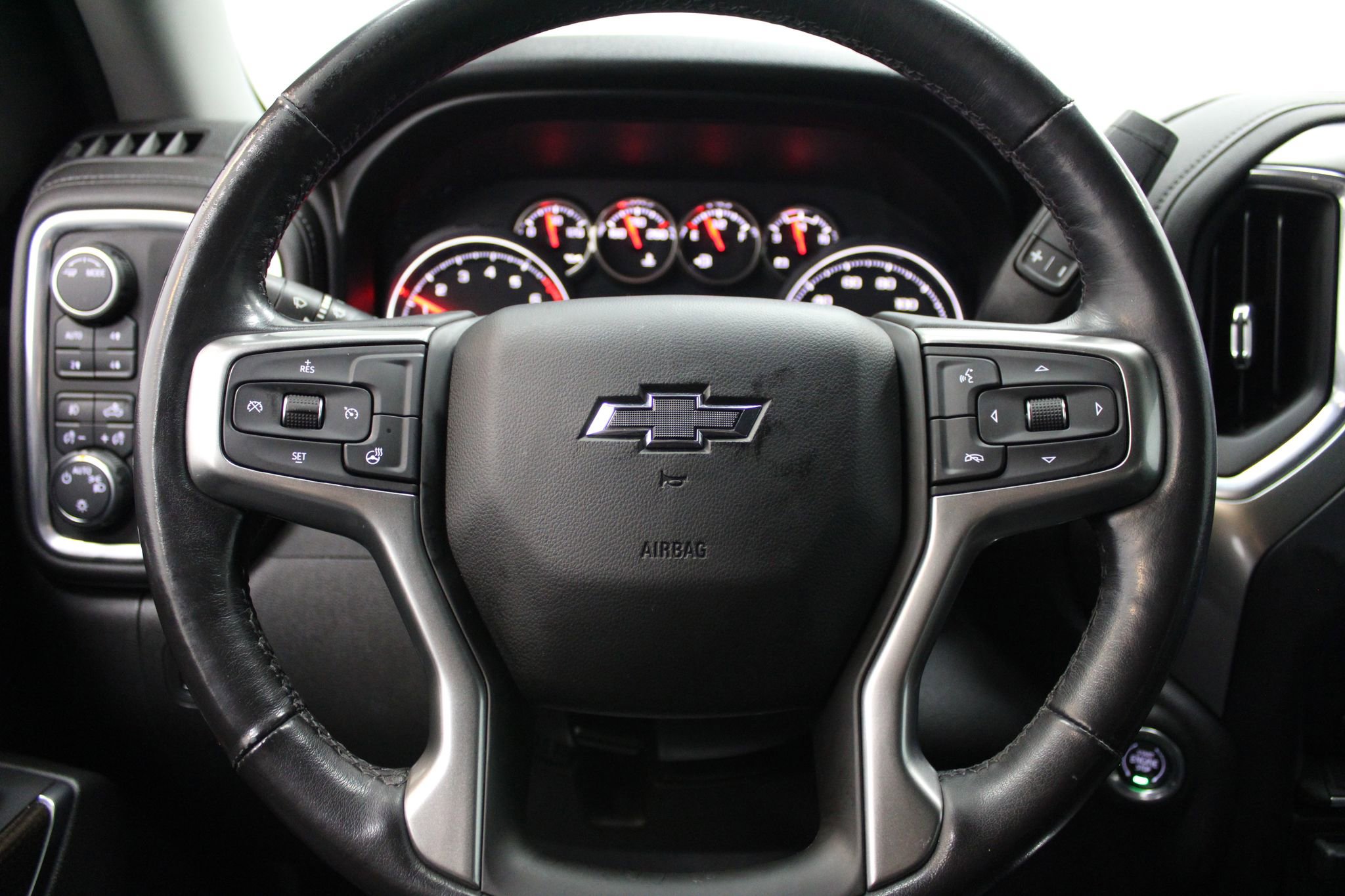 Used 2021 Chevrolet Silverado 1500 RST w/ Convenience Package II image 30