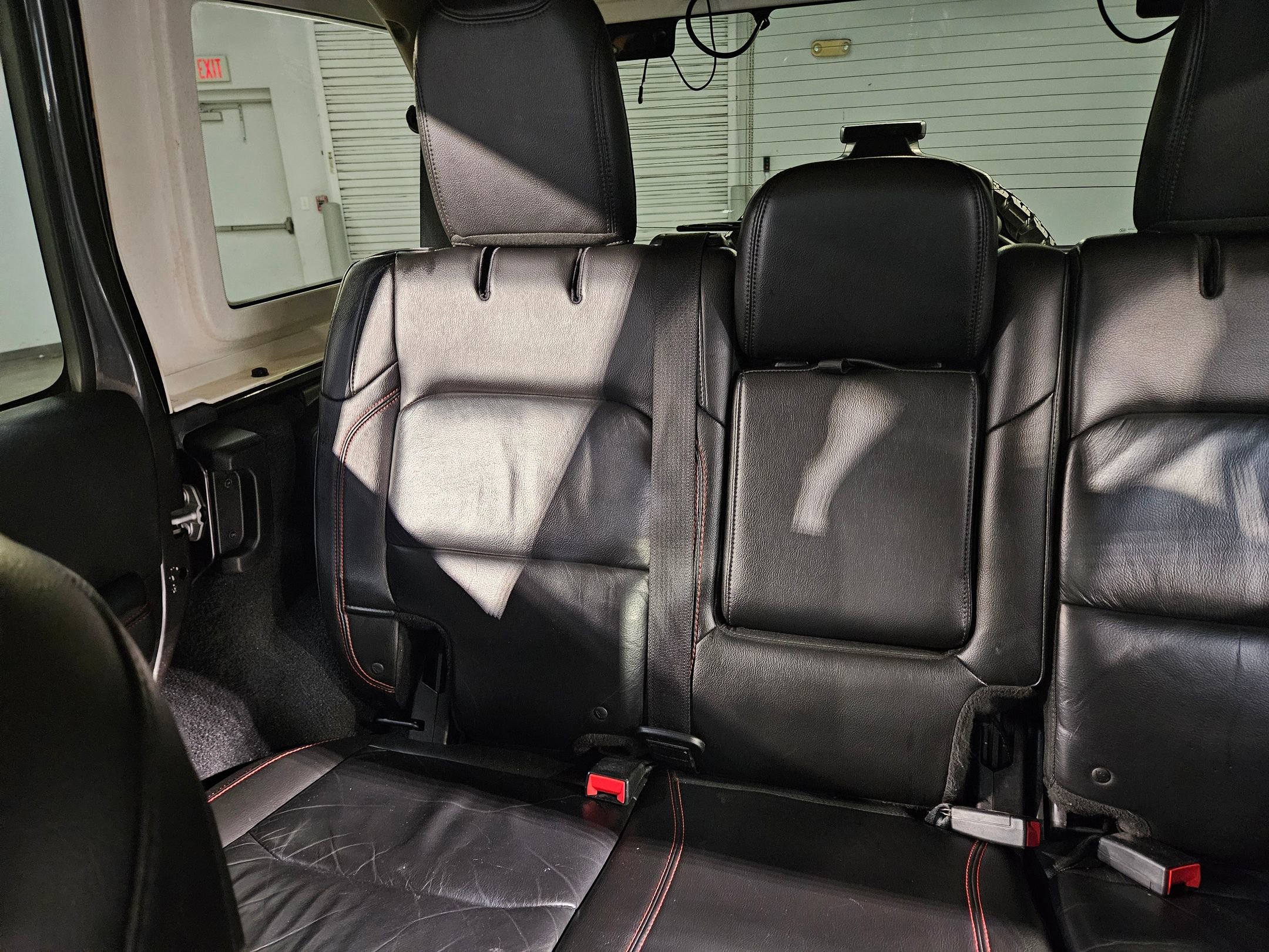 Used 2018 Jeep Wrangler Unlimited Rubicon image 12