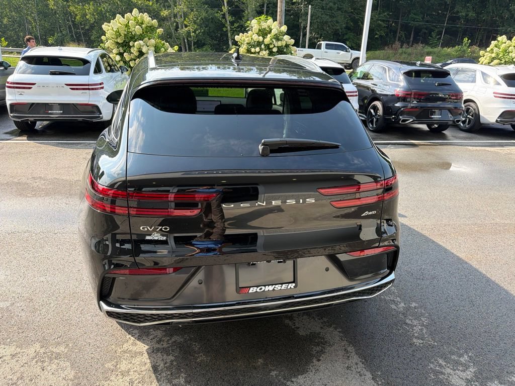 New 2026 Genesis GV70 2.5T AWD/4WD image 9