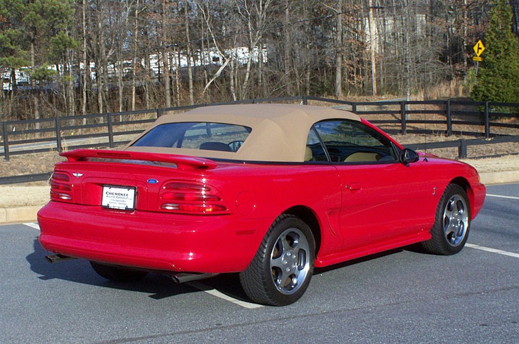 Used 1994 Ford Mustang GT RWD image 4