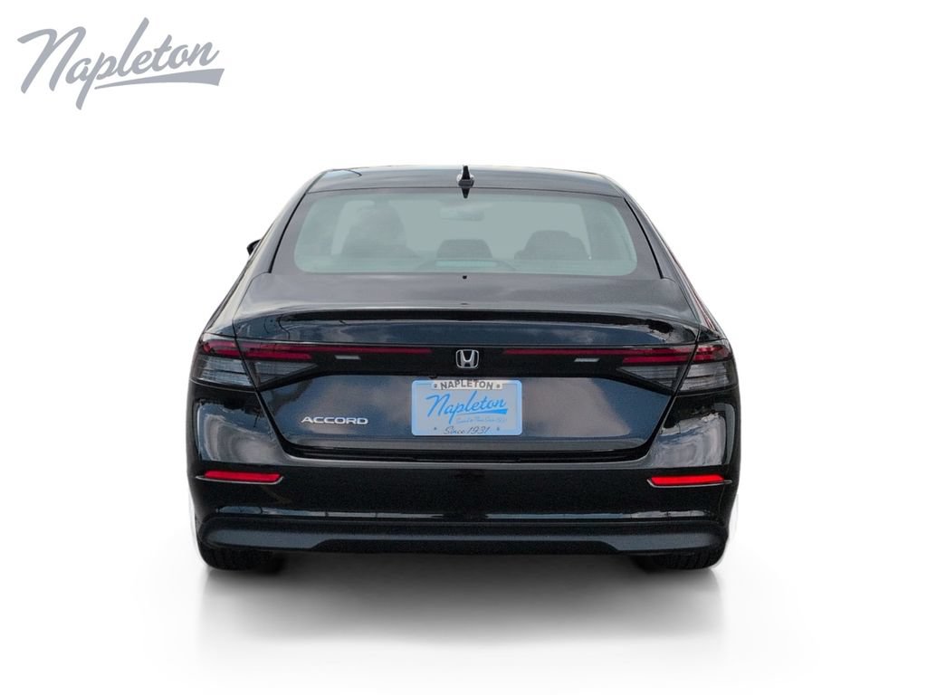 Used 2024 Honda Accord EX image 4