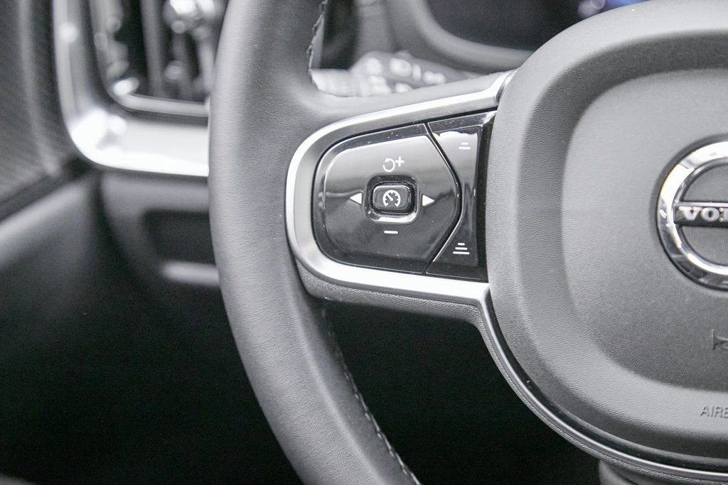 Certified 2024 Volvo V60 B5 Cross Country Ultimate image 35