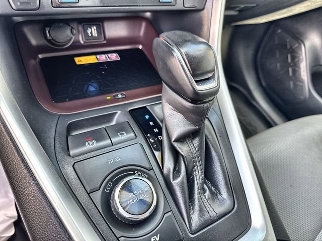 Used 2023 Toyota RAV4 Limited image 28