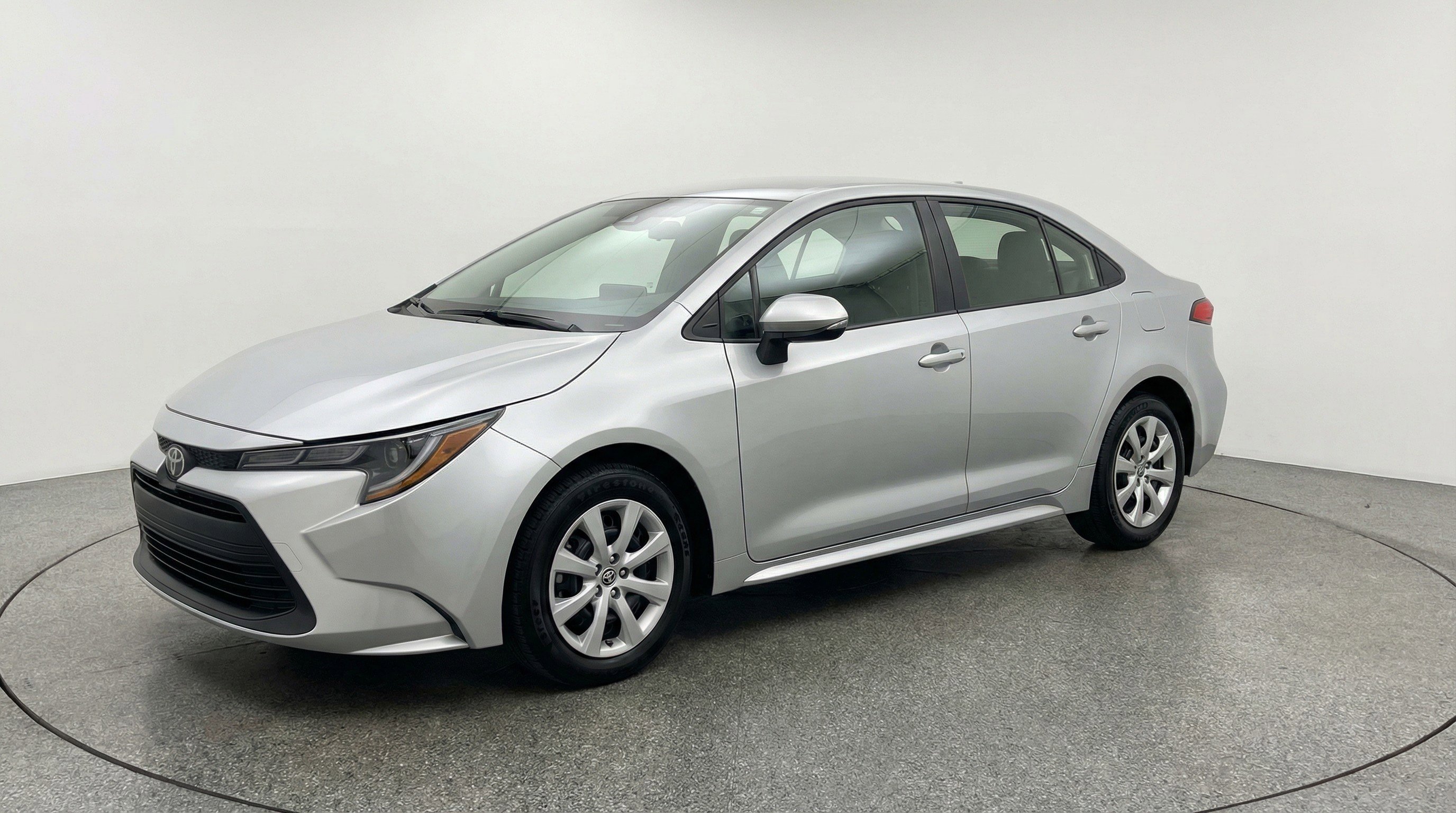 Used 2025 Toyota Corolla LE FWD image 3